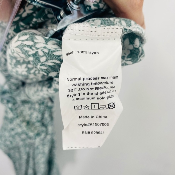 High Rise Wide Leg Floral Pants Green White Size Medium - Picture 3 of 4